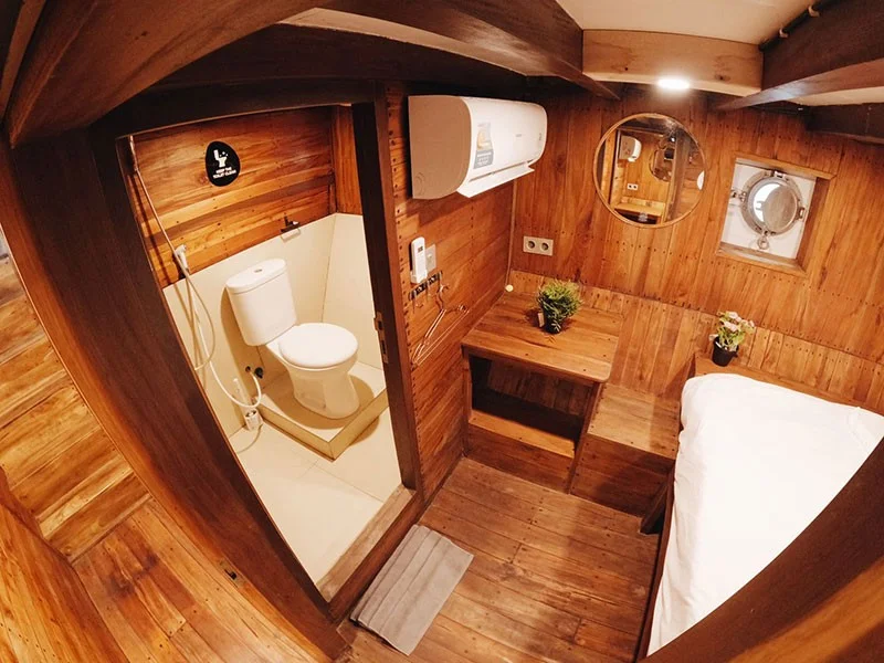 Superior Horizon Room - Image 1